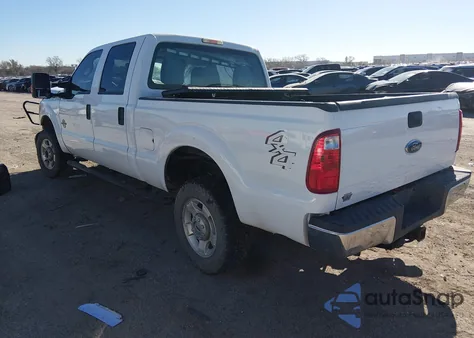 2015 Ford F-250 Xlt z USA, uszkodzony, nr VIN 1FT7W2BT8FED18346